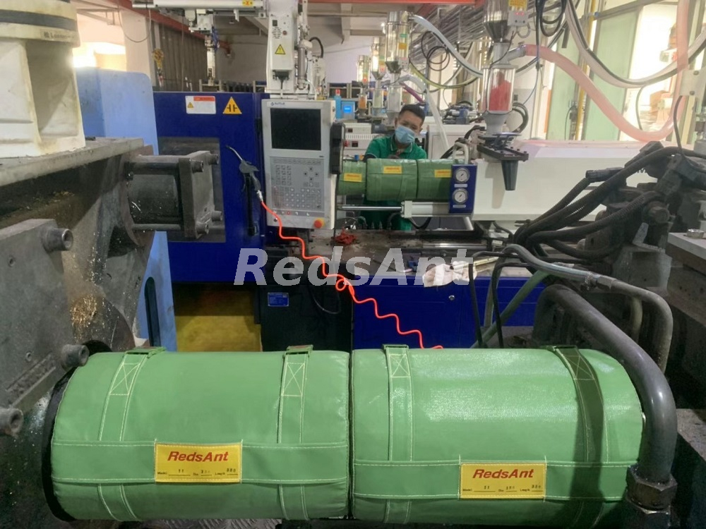 Injection Molding Machine Barrel Cooling System with RedsAnt Aerogel